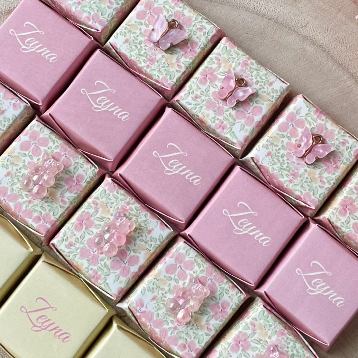 chococolat Praliné Noisette , Un écrin de douceur, un goût d’exception.