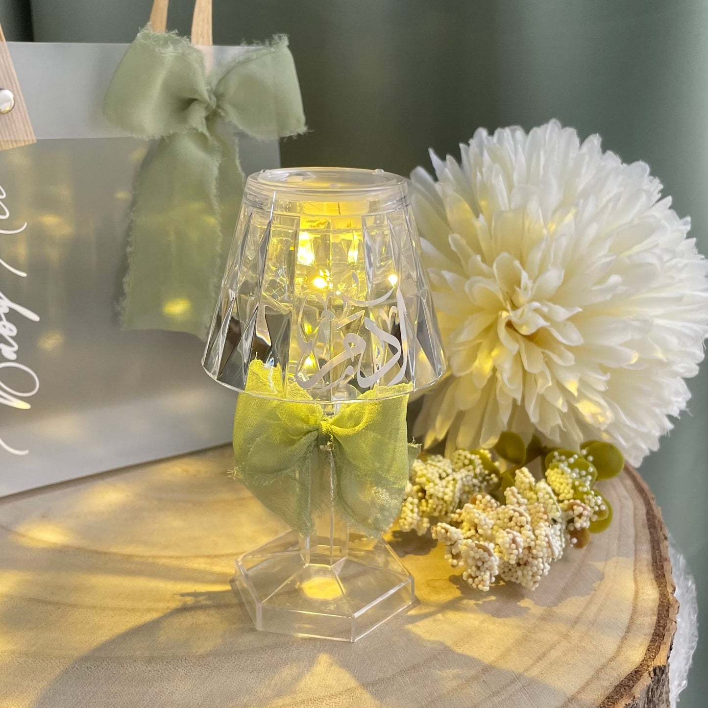 Veilleuse Décorative LED en Cristal – Calligraphie Raffinée