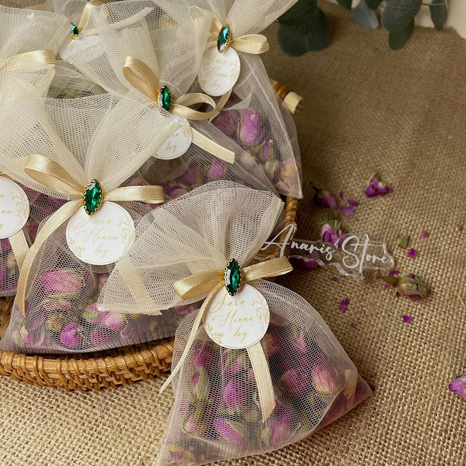 Sachets en tulle luxueux Remplis de fleurs séchées pour des souvenirs inoubliables
