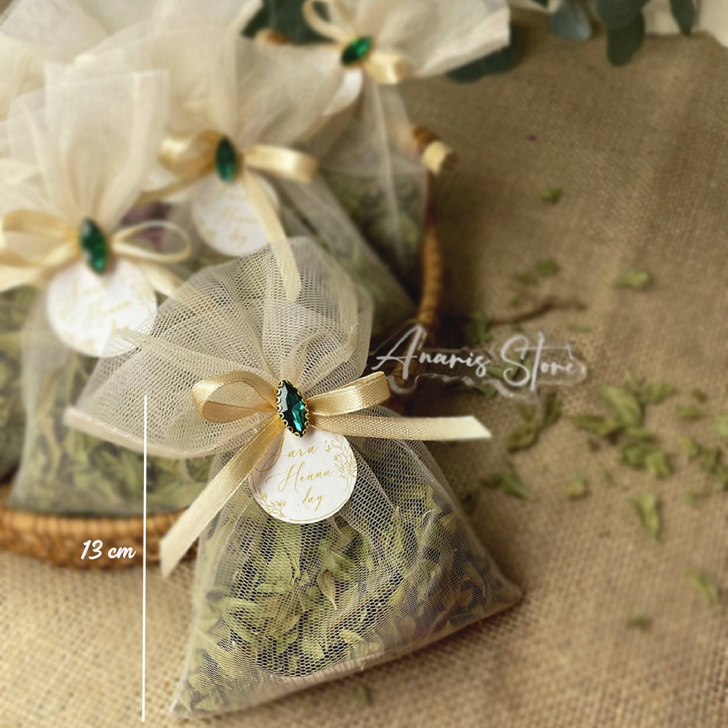 Sachets en tulle Remplis de feuilles de henné pour des souvenirs inoubliables