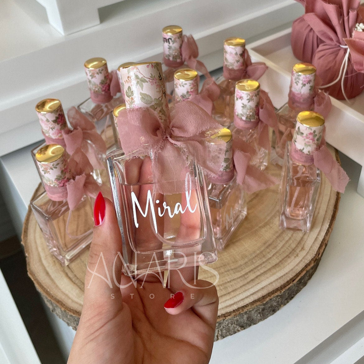 Parfum personnalisé  – Élégance florale et romantique