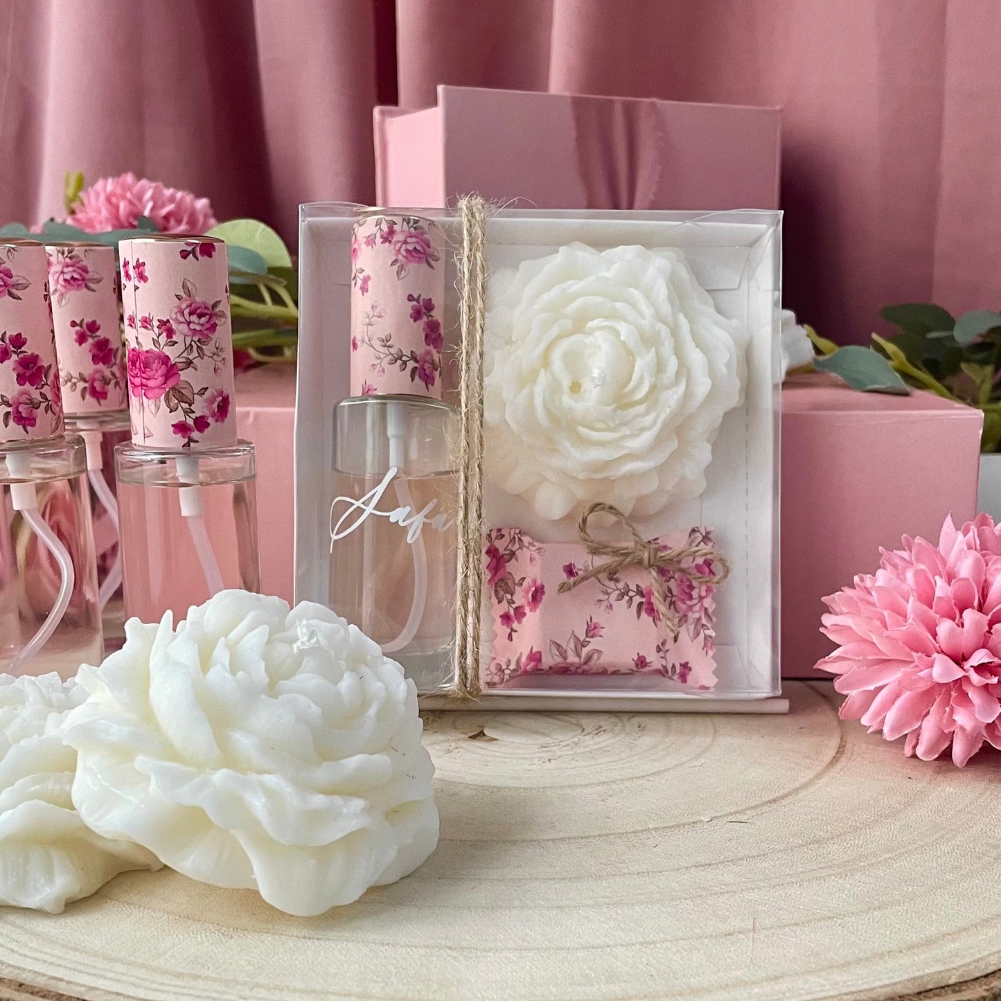 Coffret Cadeau – Parfum, Bougie & Chocolat