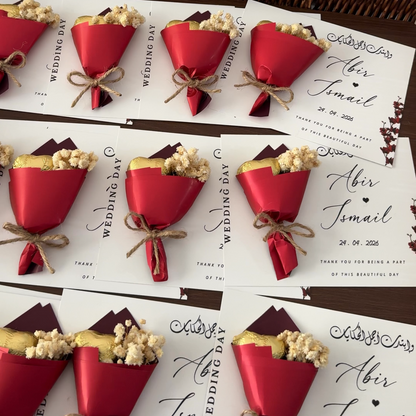Carte de Remerciement Ornée d’un mini bouquet raffiné avec chocolat