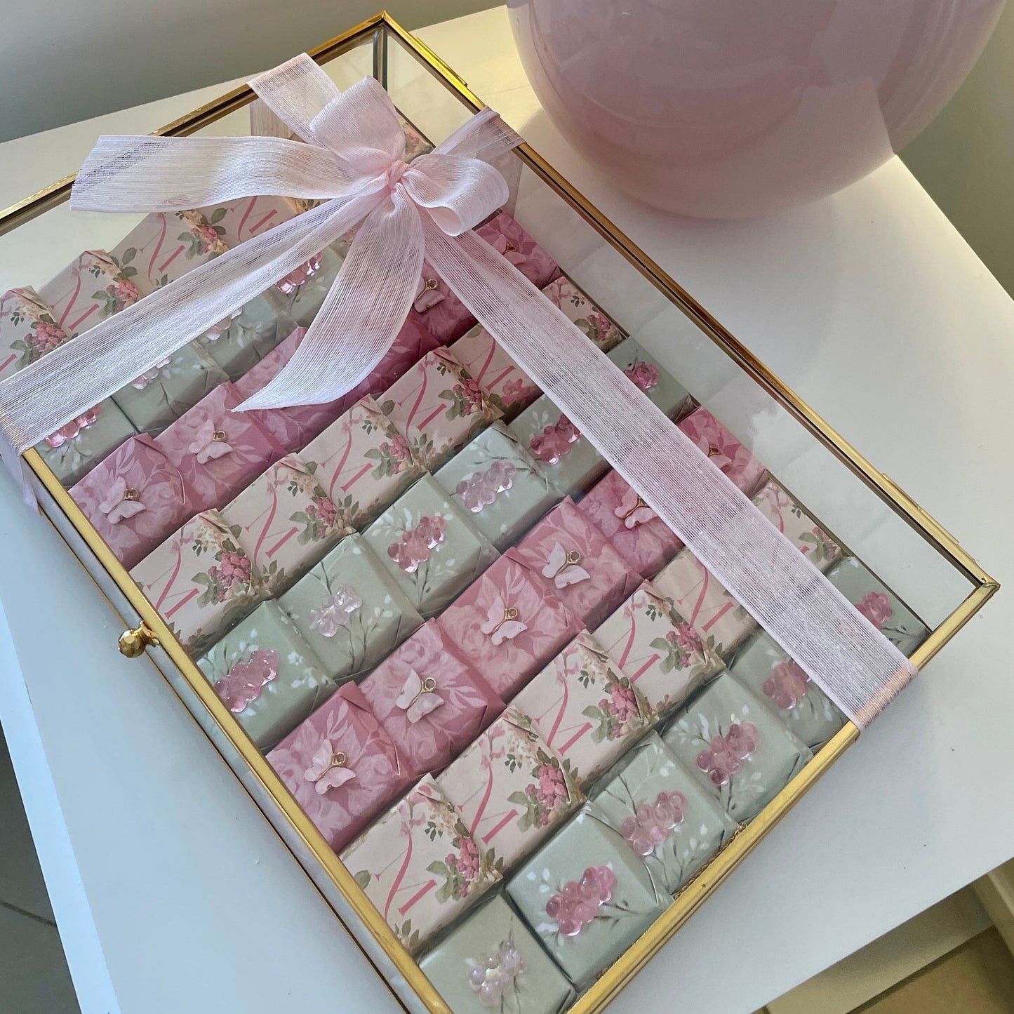 chococolat Praliné Noisette , Un écrin de douceur, un goût d’exception.