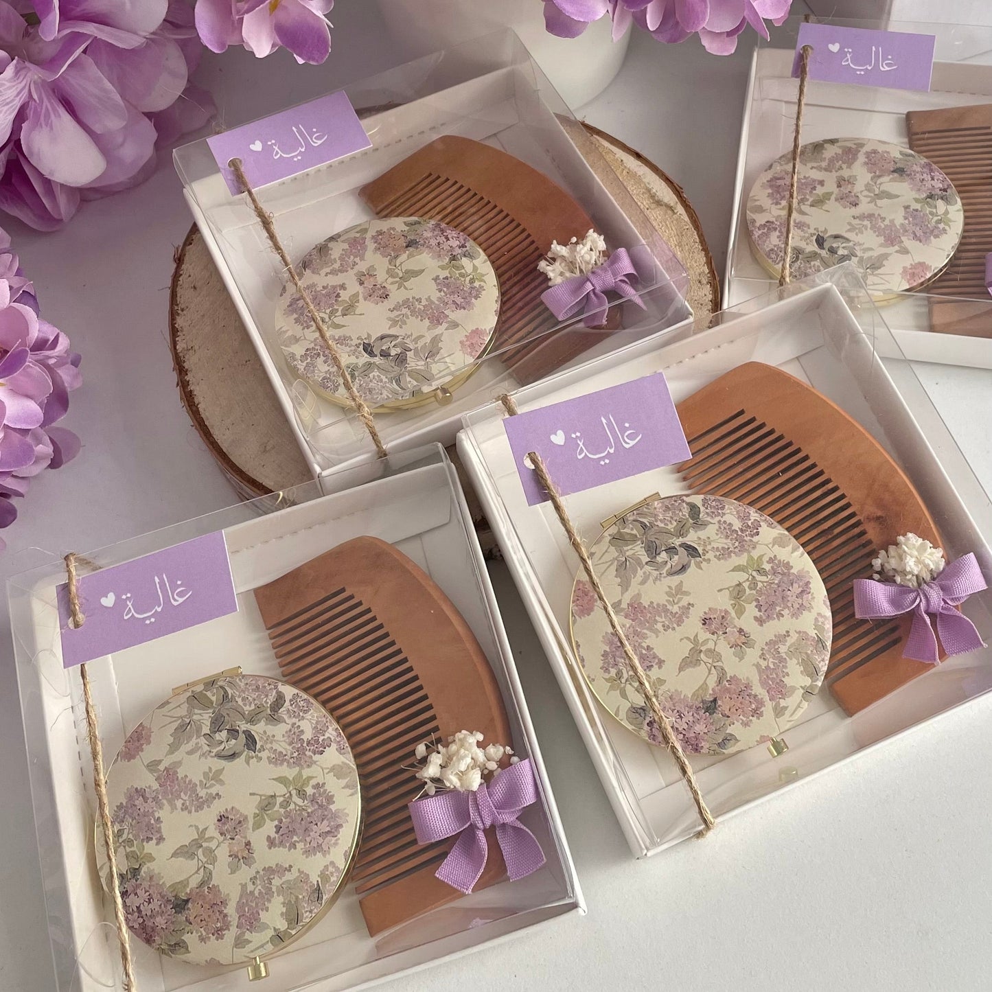 Coffret Élégance Naturelle – Peigne & Miroir Personnalisé