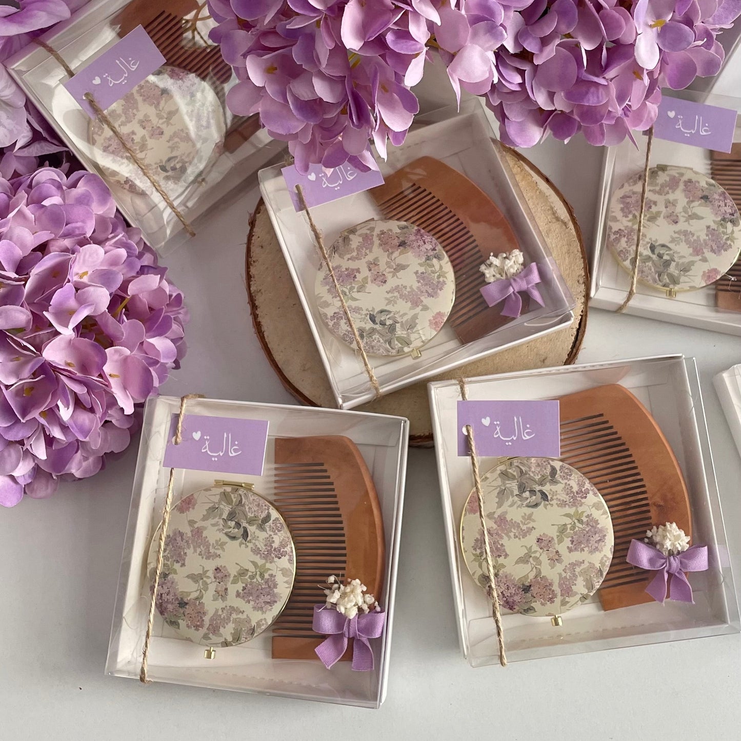 Coffret Élégance Naturelle – Peigne & Miroir Personnalisé