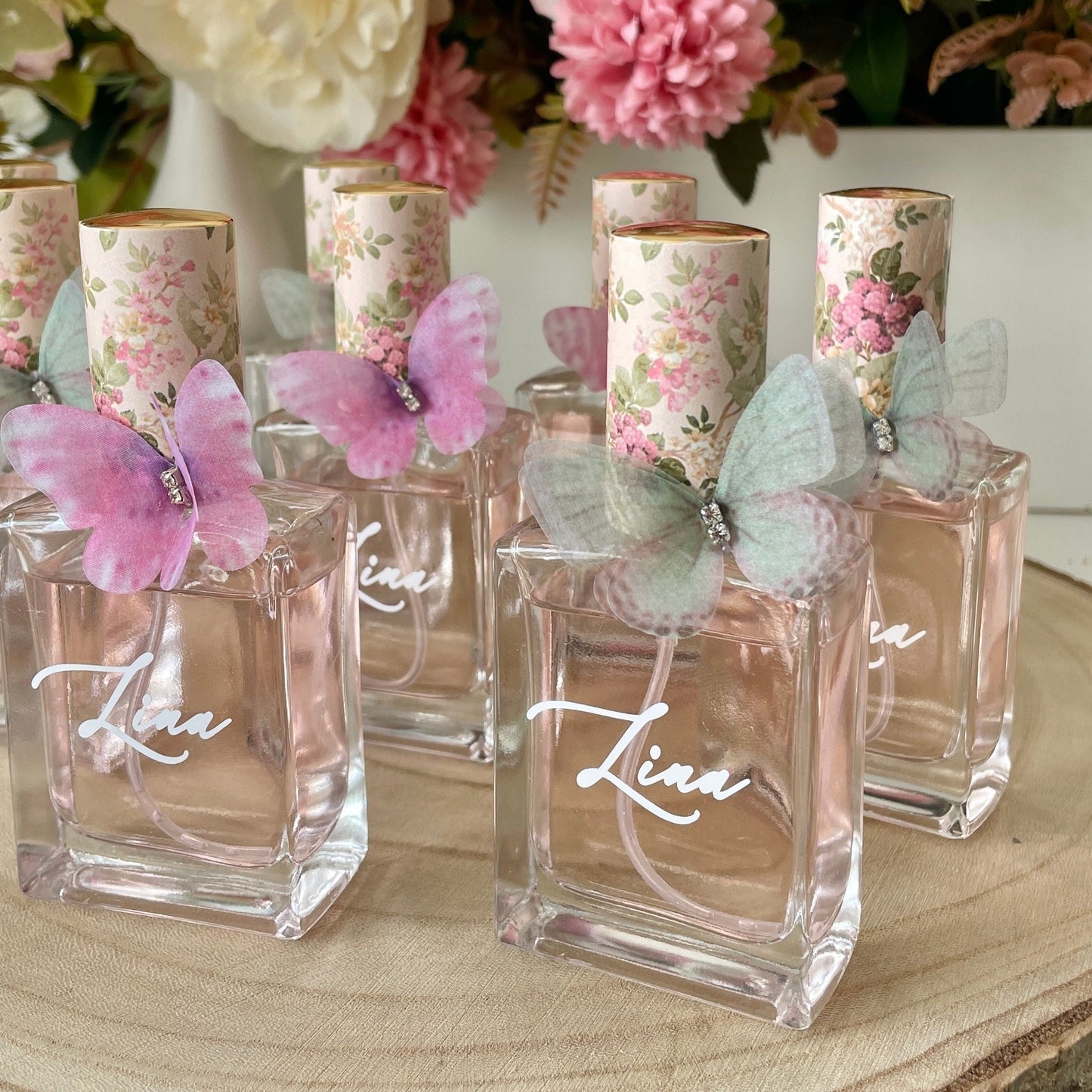 Parfum personnalisé  – une création délicate où l’élégance rencontre la douceur.