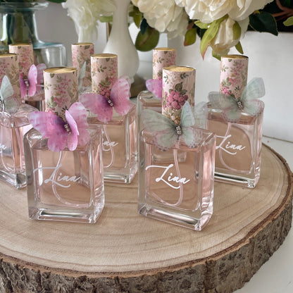 Parfum personnalisé  – une création délicate où l’élégance rencontre la douceur.