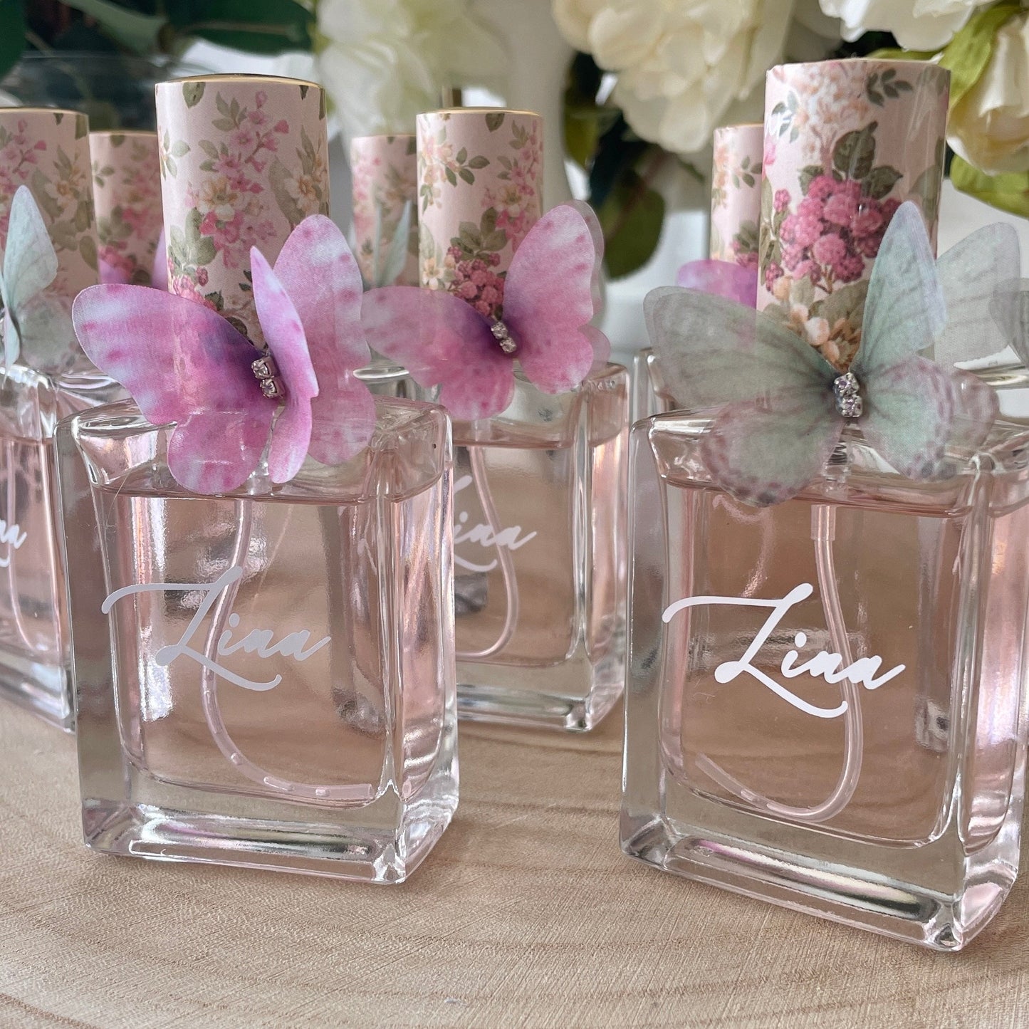 Parfum personnalisé  – une création délicate où l’élégance rencontre la douceur.