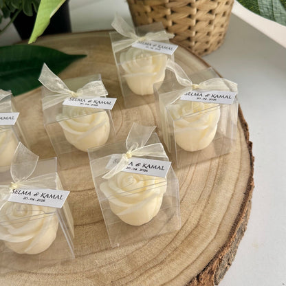 Bougie Rose Personnalisée –  Douceur Florale