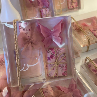 Un papillon, une fragrance, une touche sucrée…