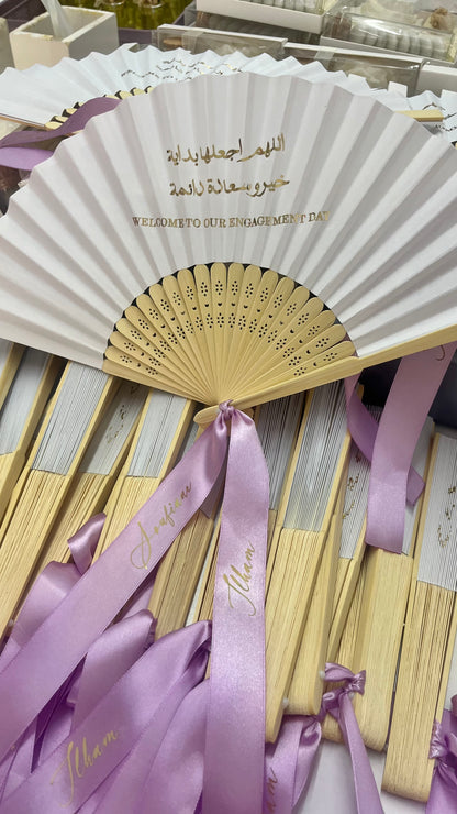 Éventail personnalisé avec ruban imprimé