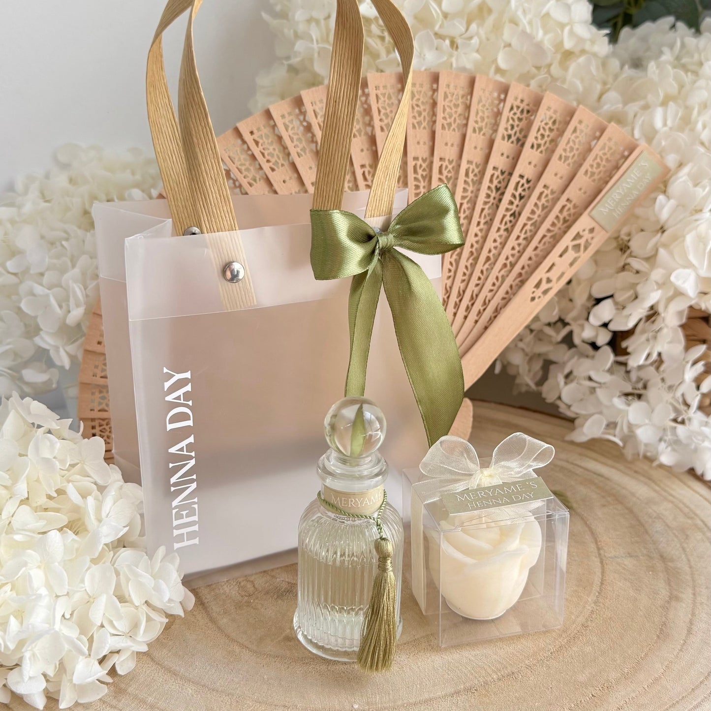 Coffret Henna Day – Éventail, Parfum Fleur d’Oranger & Bougie Personnalisés