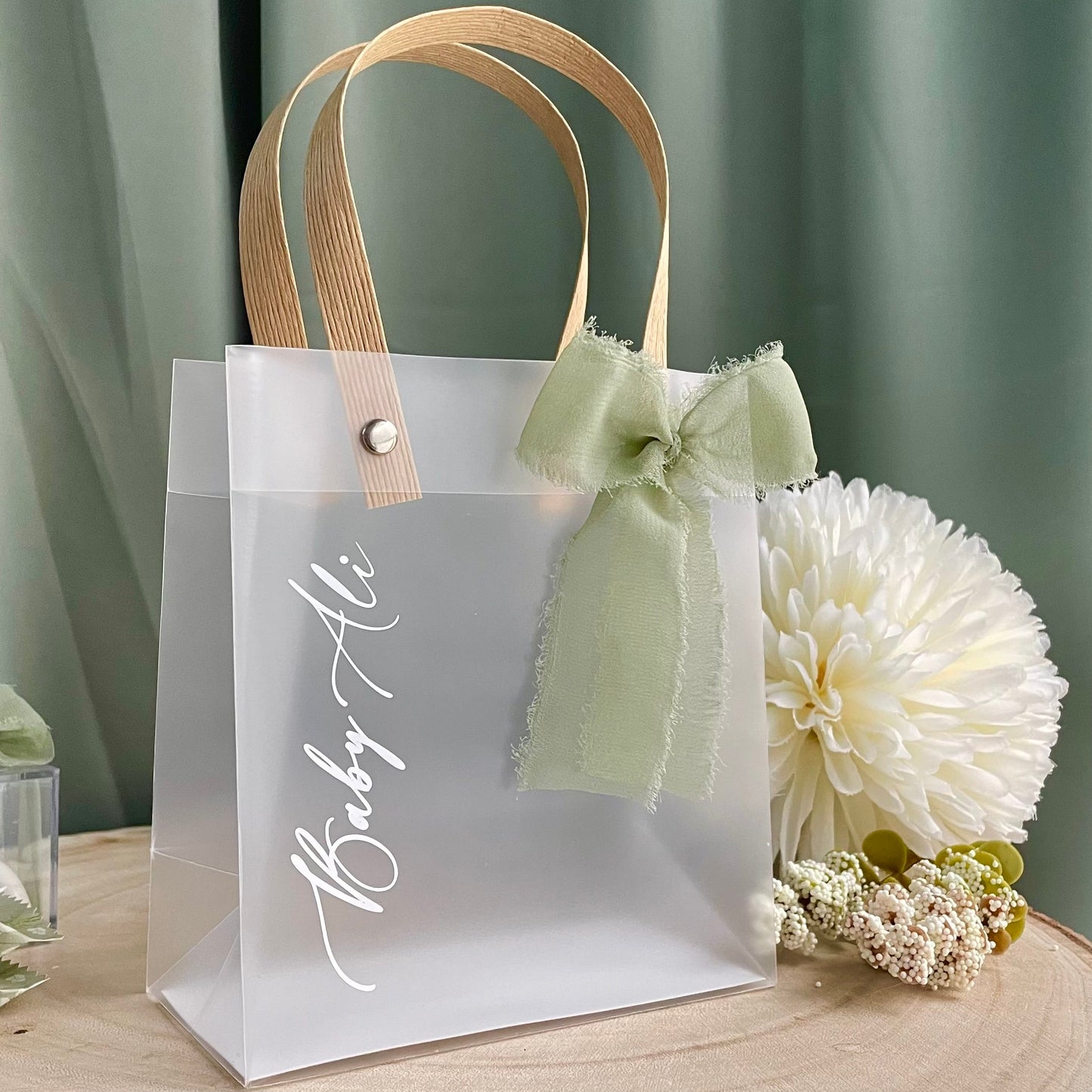 Sac Cadeau Transparent au design chic et minimaliste