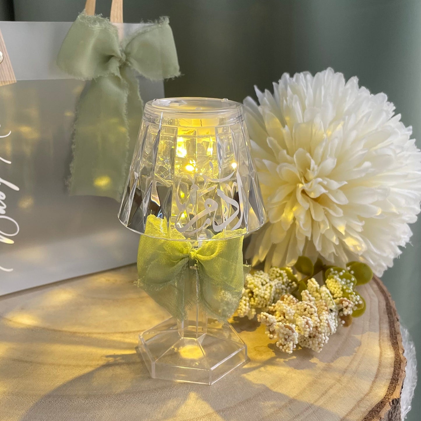 Veilleuse Décorative LED en Cristal – Calligraphie Raffinée